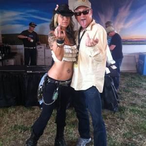 Meet your Posher, Toni